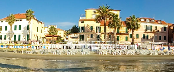 Alassio, la spiaggia dei Bagni Pierinella